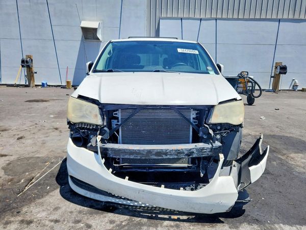 2013 DODGE GRAND CARAVAN