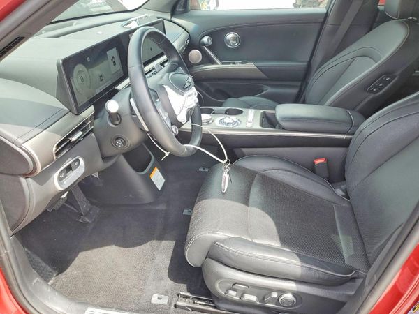 2023 GENESIS GV60 Advanced