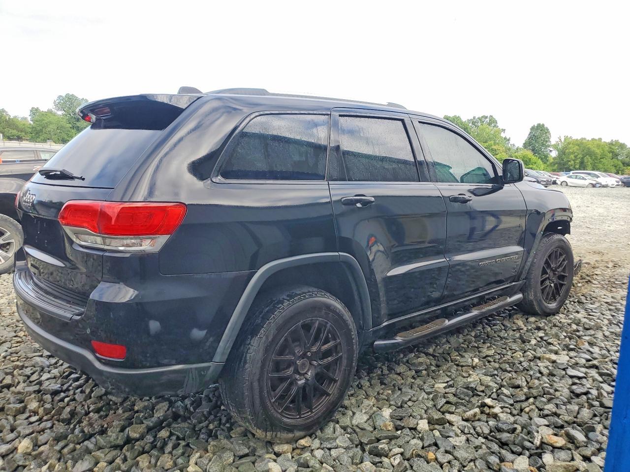 2018 JEEP GRAND CHEROKEE LAREDO 4X4