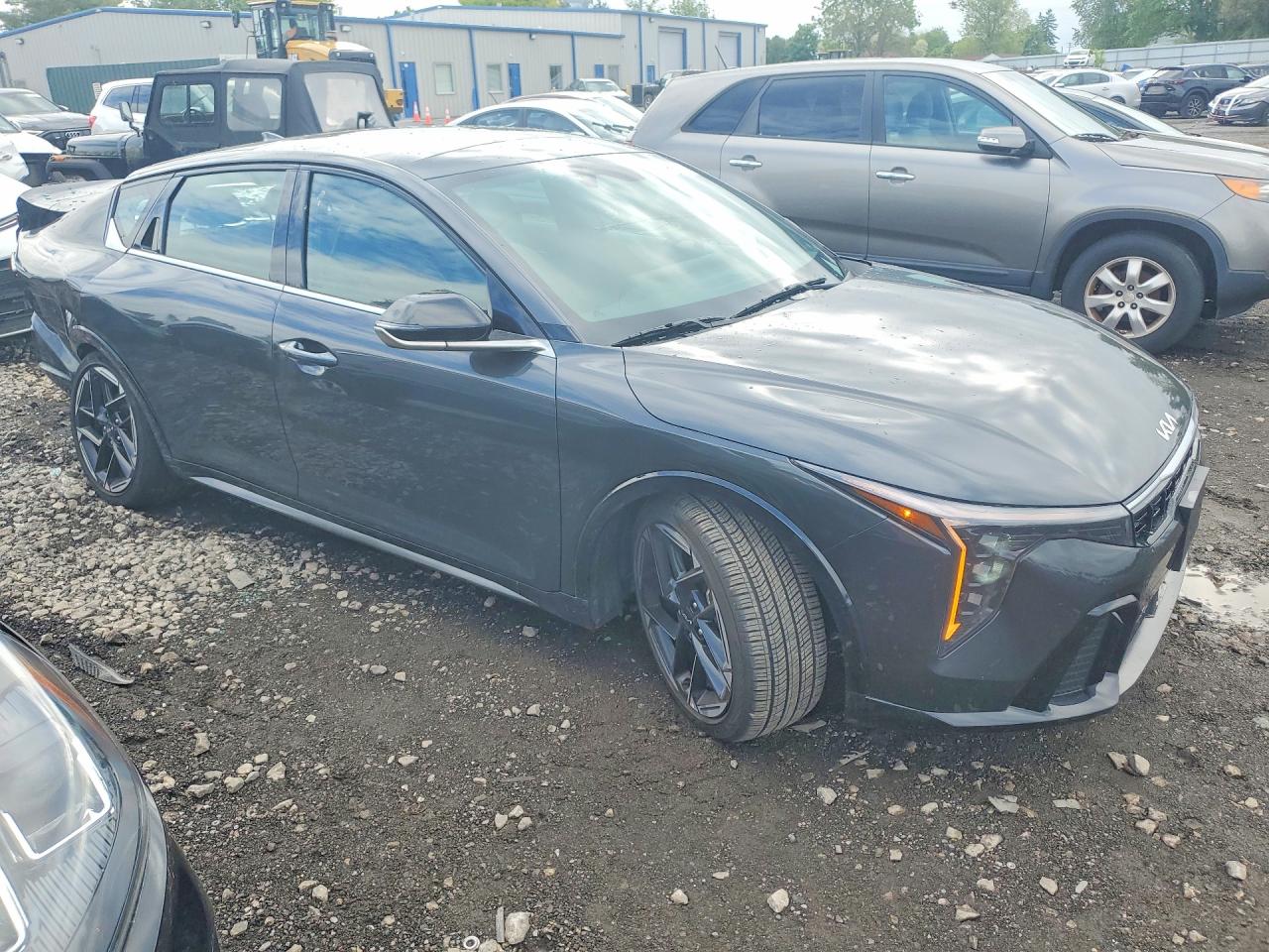 2025 KIA K4 GT-Line