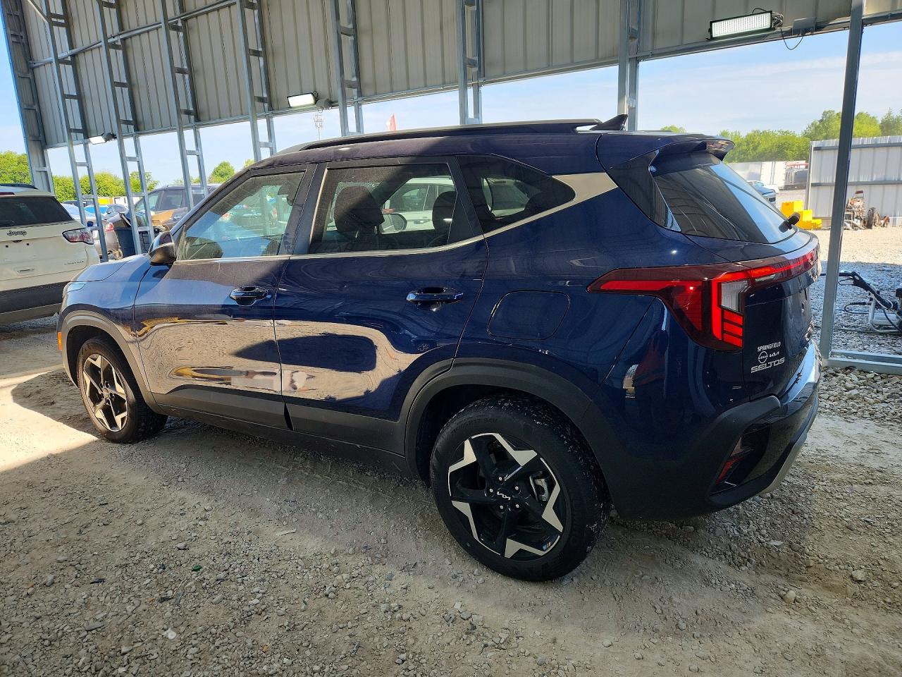 2024 KIA SELTOS EX