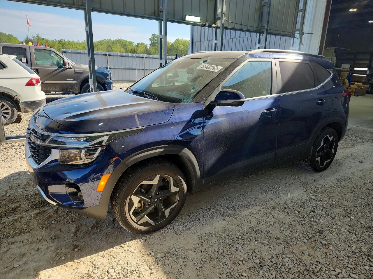 2024 KIA SELTOS EX