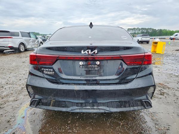 2022 KIA FORTE FE, LXS