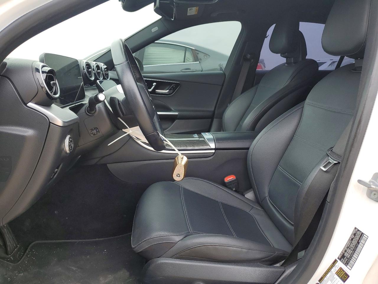 2024 MERCEDES-BENZ C C300