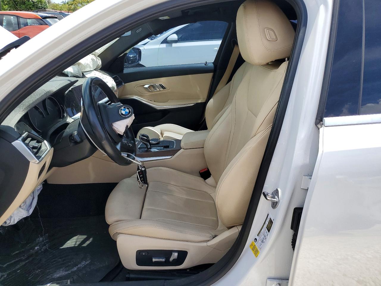 2019 BMW 330