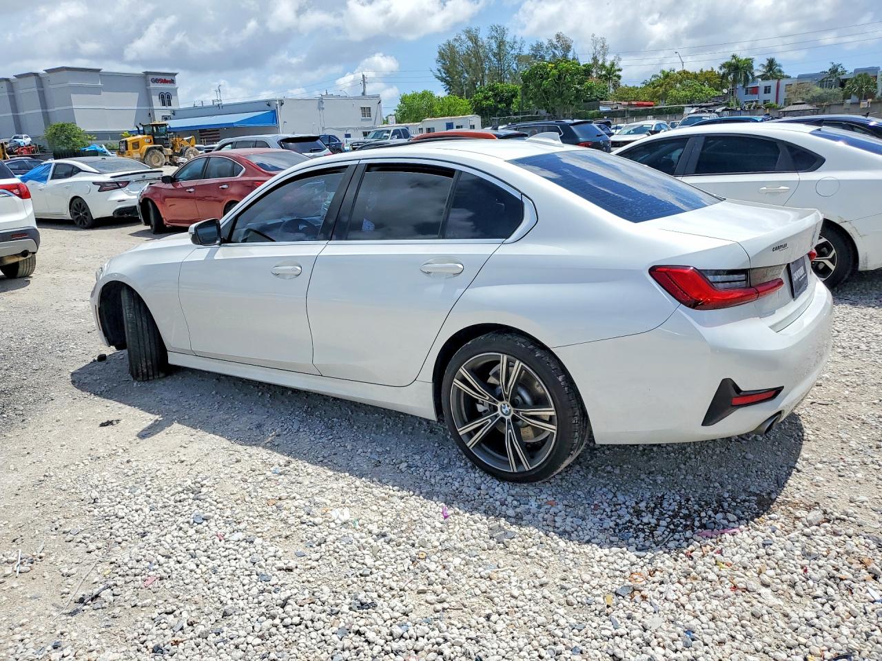 2019 BMW 330