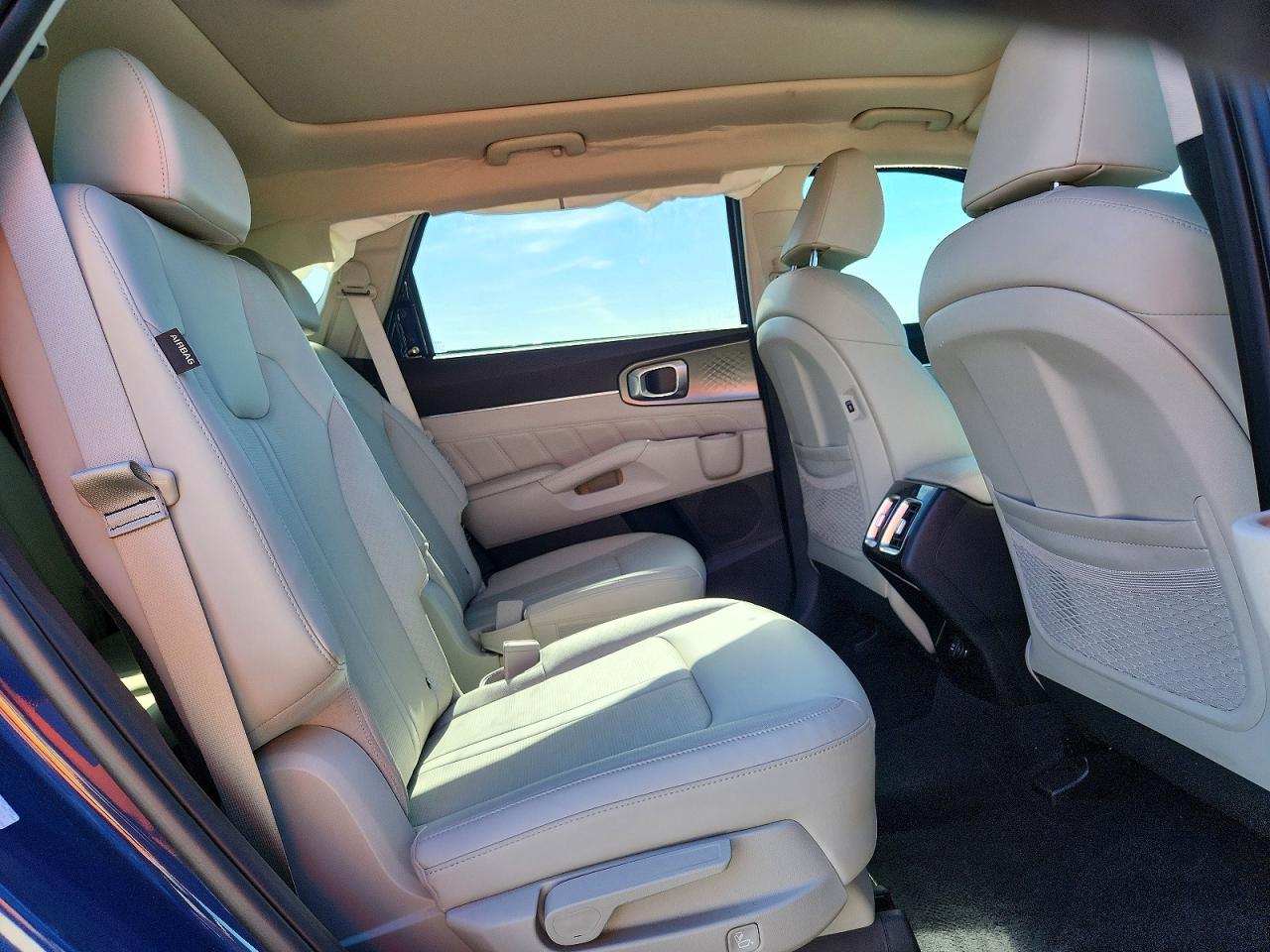 2025 KIA SORENTO
