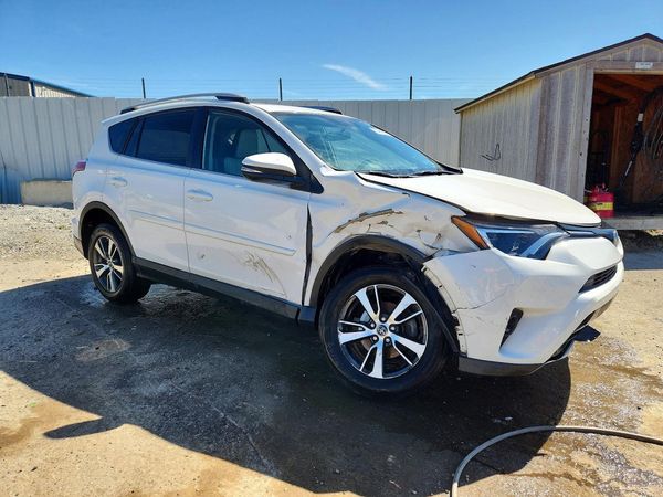 2016 TOYOTA RAV4