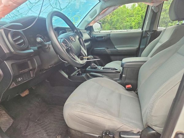 2016 TOYOTA TACOMA SR/SR5