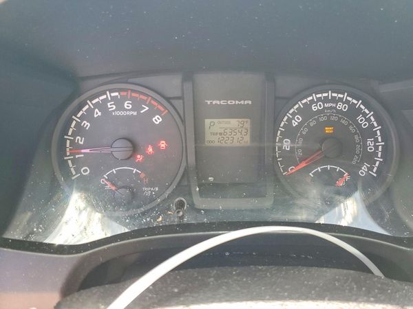 2016 TOYOTA TACOMA SR/SR5