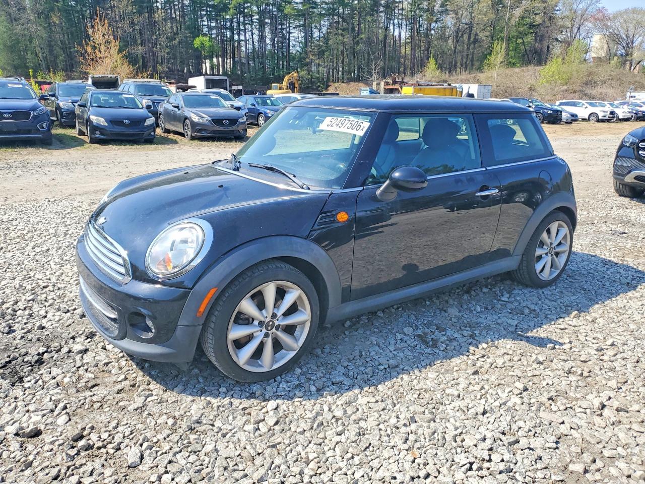 2013 MINI COOPER — Front 3/4