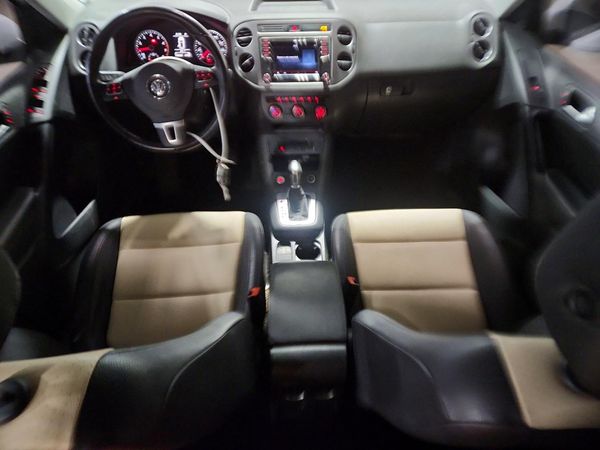 2017 VOLKSWAGEN TIGUAN S, Limited