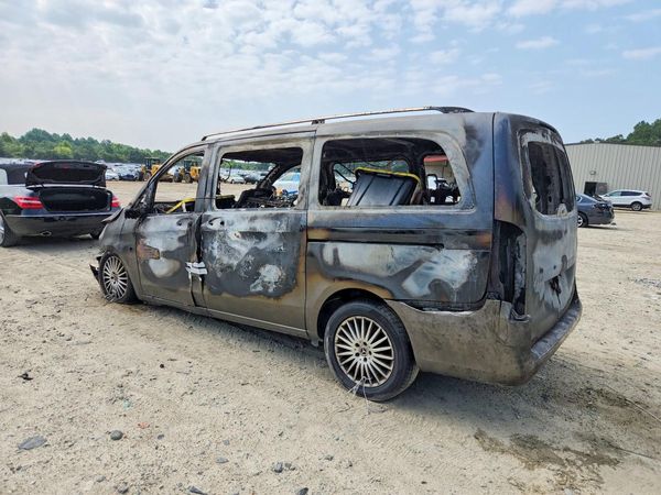 2019 MERCEDES-BENZ METRIS