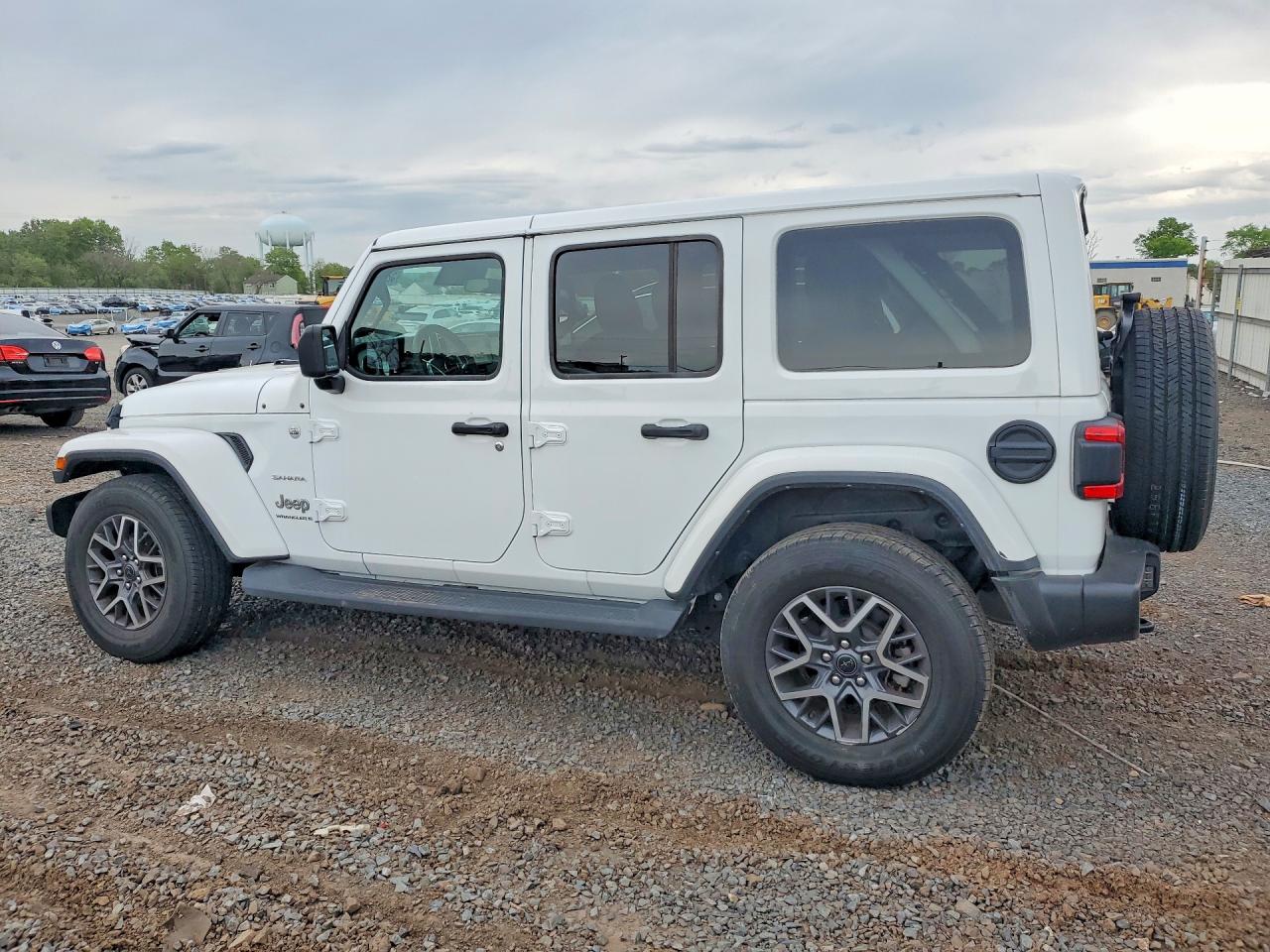 2024 JEEP WRANGLER 4-DOOR SAHARA