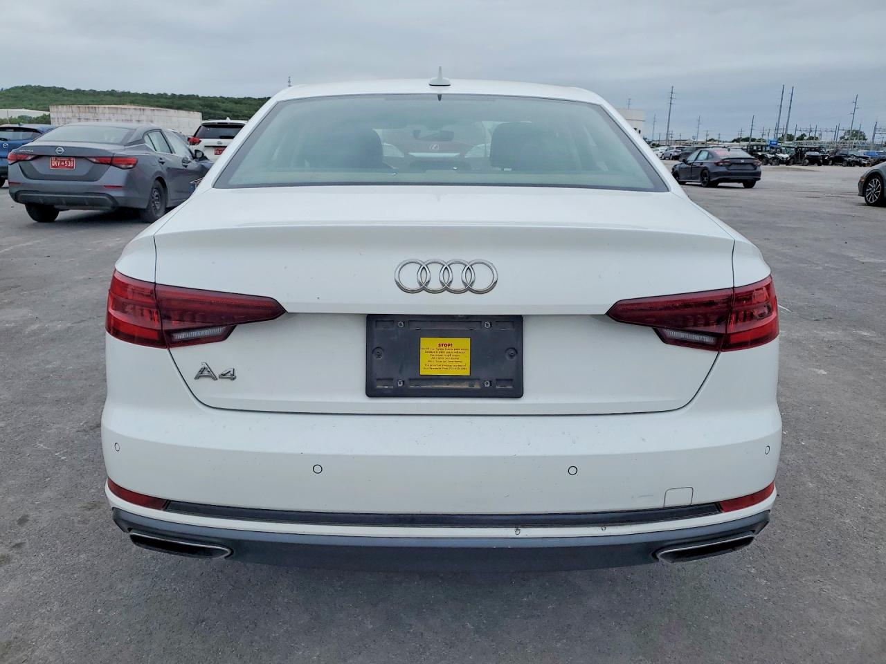 2019 AUDI A4 Premium, Titanium