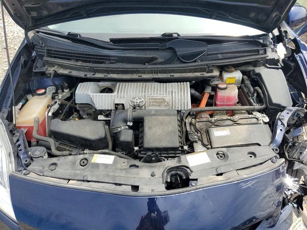 2015 TOYOTA PRIUS