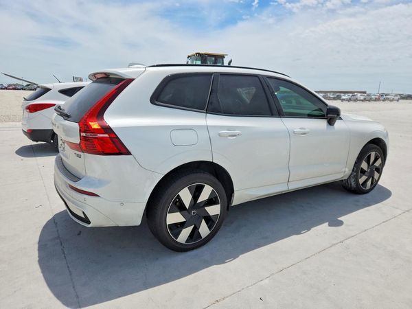 2025 VOLVO XC60 Plus Dark — PSRA