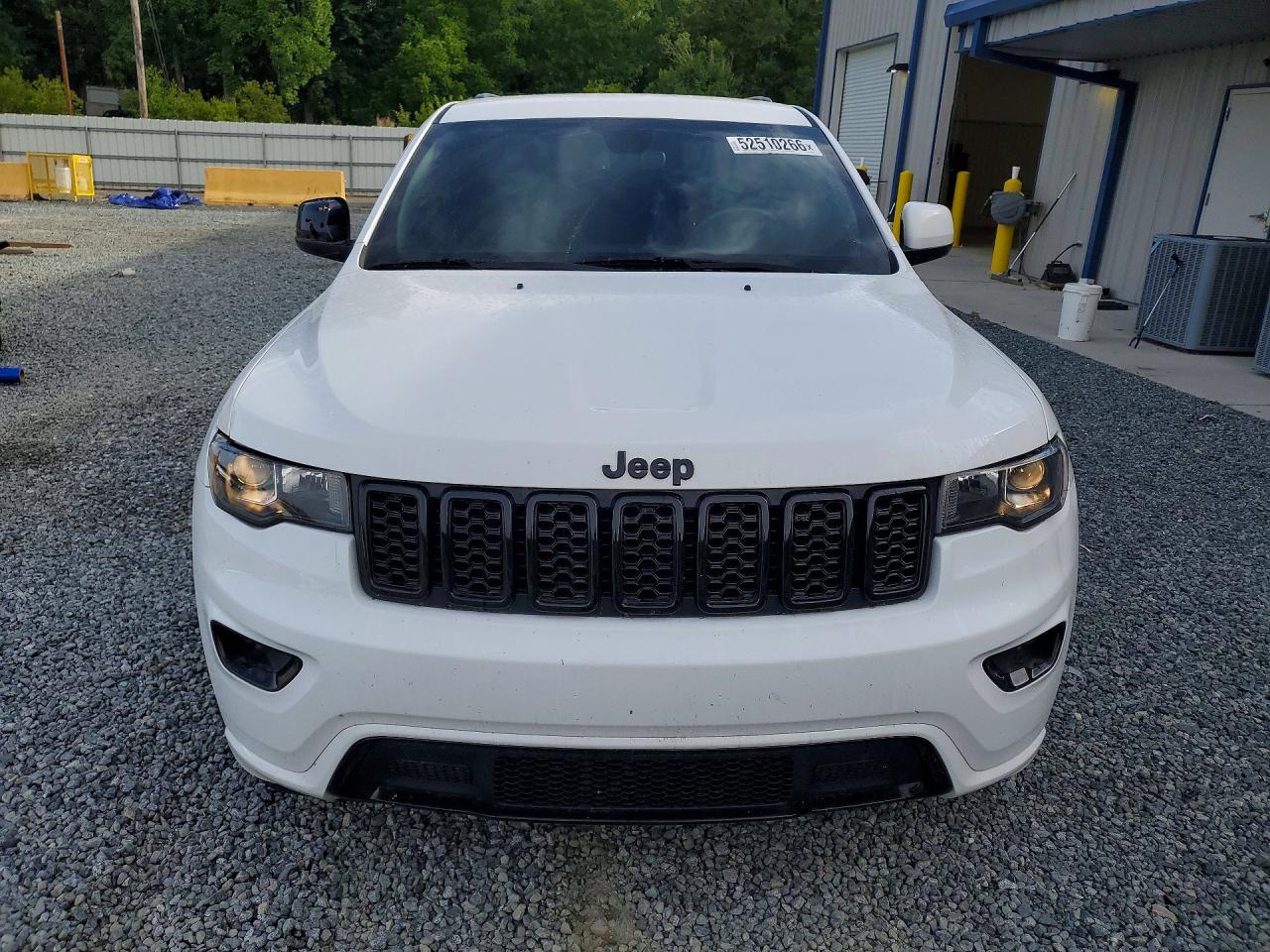 2020 JEEP GRAND CHEROKEE LAREDO 4X2