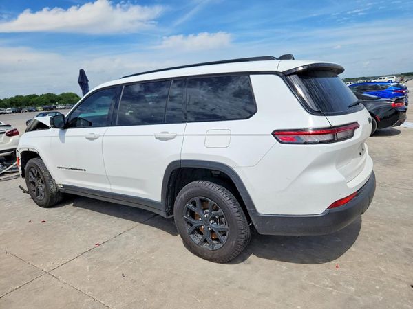 2024 JEEP GRAND CHEROKEE L LAREDO 4X2