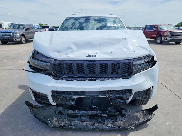 2024 JEEP GRAND CHEROKEE L LAREDO 4X2
