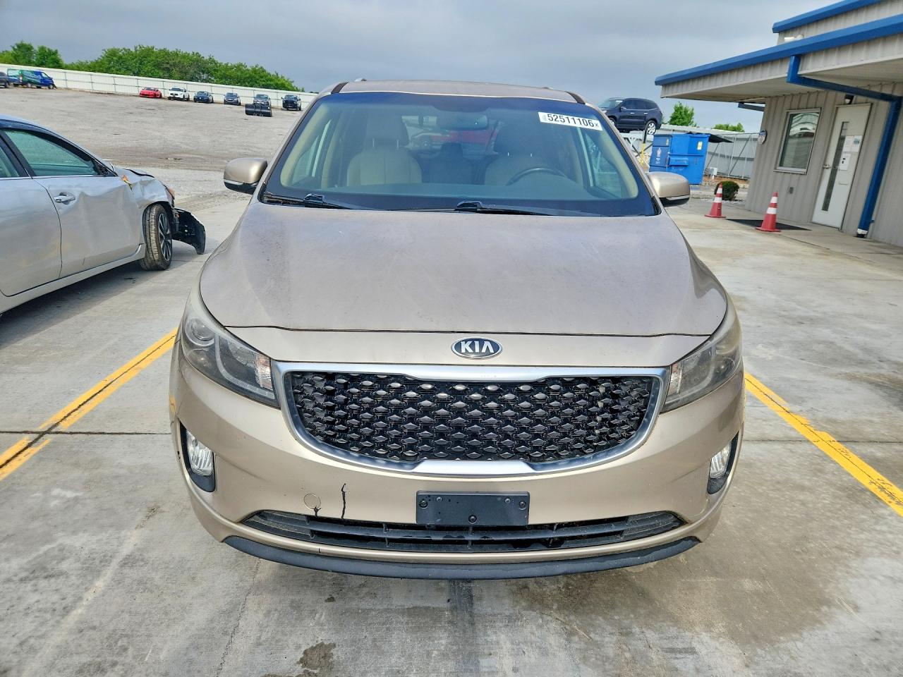 2015 KIA SEDONA GLS - Middle level