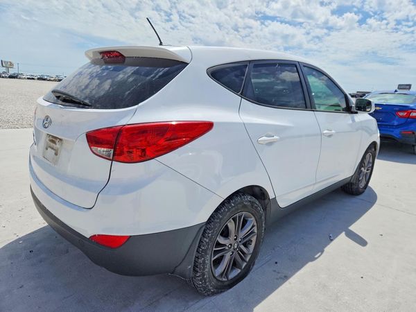 2015 HYUNDAI TUCSON GL (Middle-Low)
