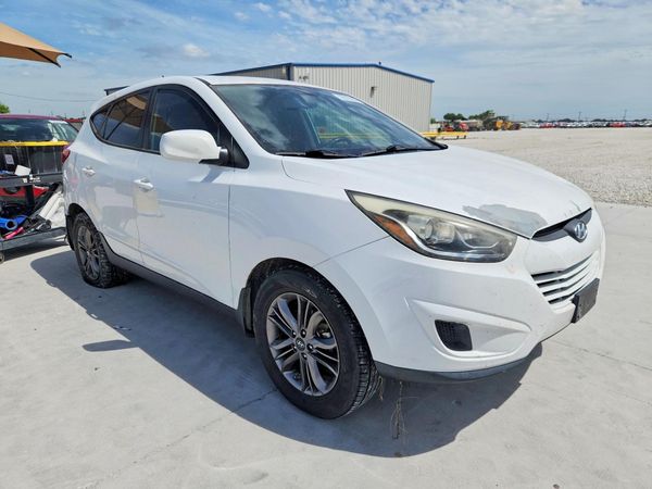 2015 HYUNDAI TUCSON GL (Middle-Low)