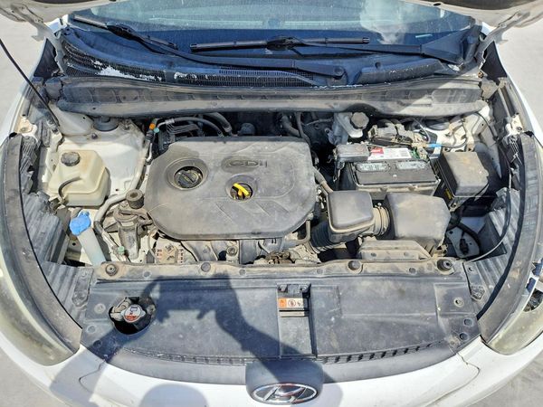 2015 HYUNDAI TUCSON GL (Middle-Low)