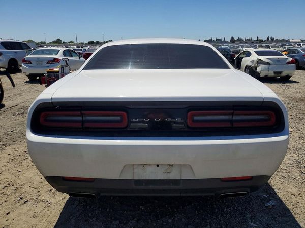 2016 DODGE CHALLENGER SXT