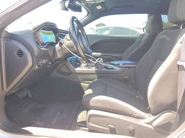 2016 DODGE CHALLENGER SXT