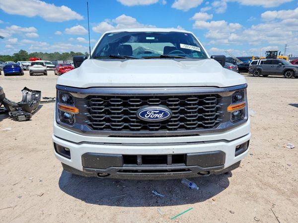 2025 FORD F150