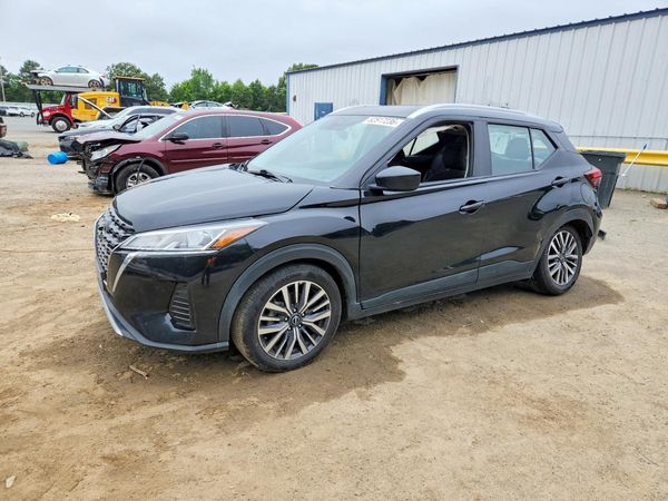 2022 NISSAN KICKS SV