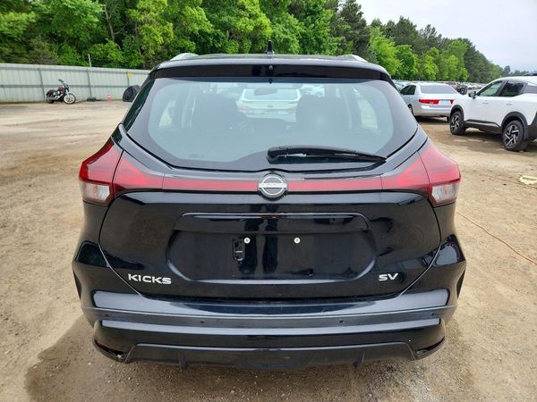 2022 NISSAN KICKS SV