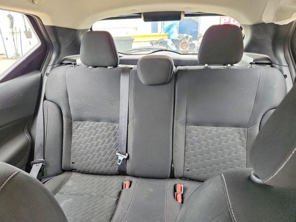 2022 NISSAN KICKS SV
