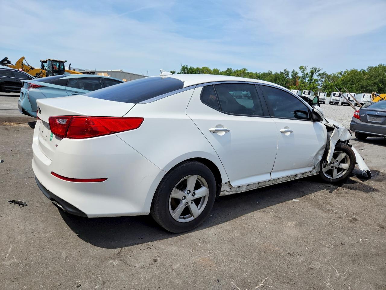 2015 KIA OPTIMA GL - Middle-low