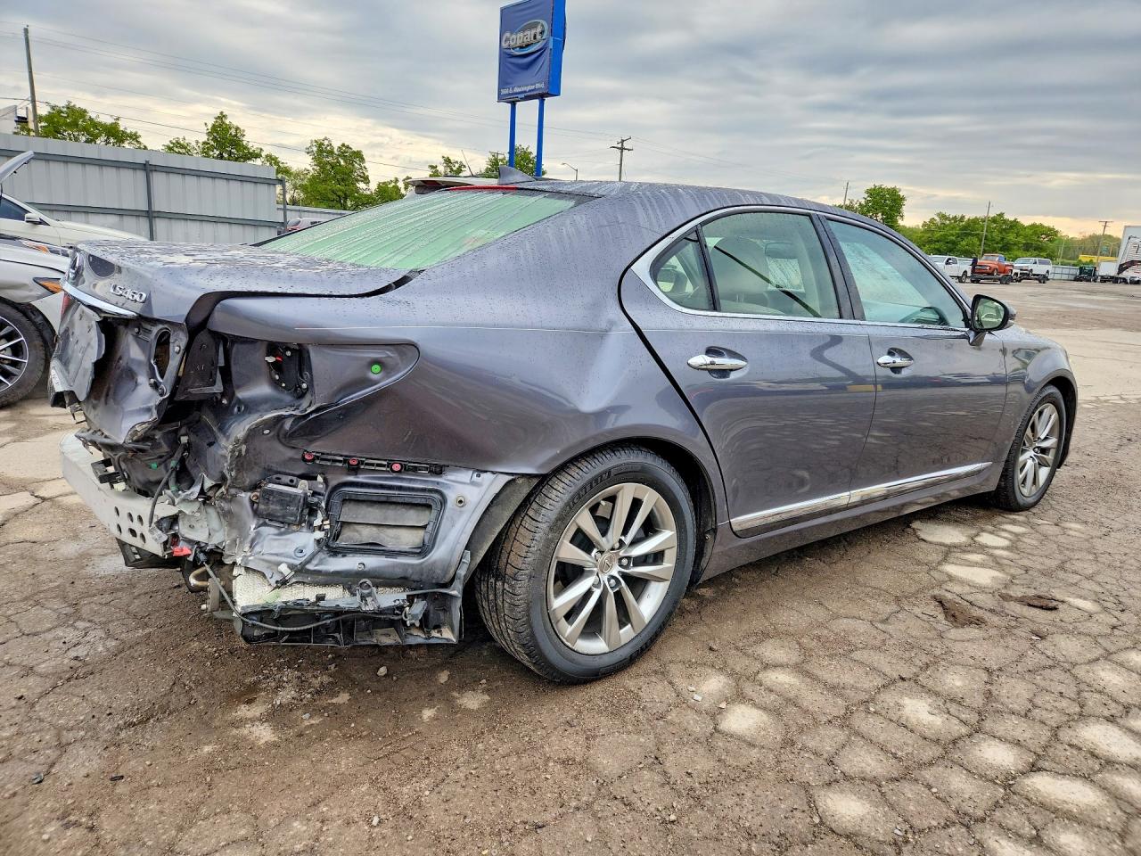 2015 LEXUS LS 460