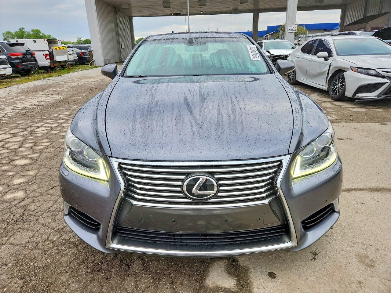 2015 LEXUS LS 460