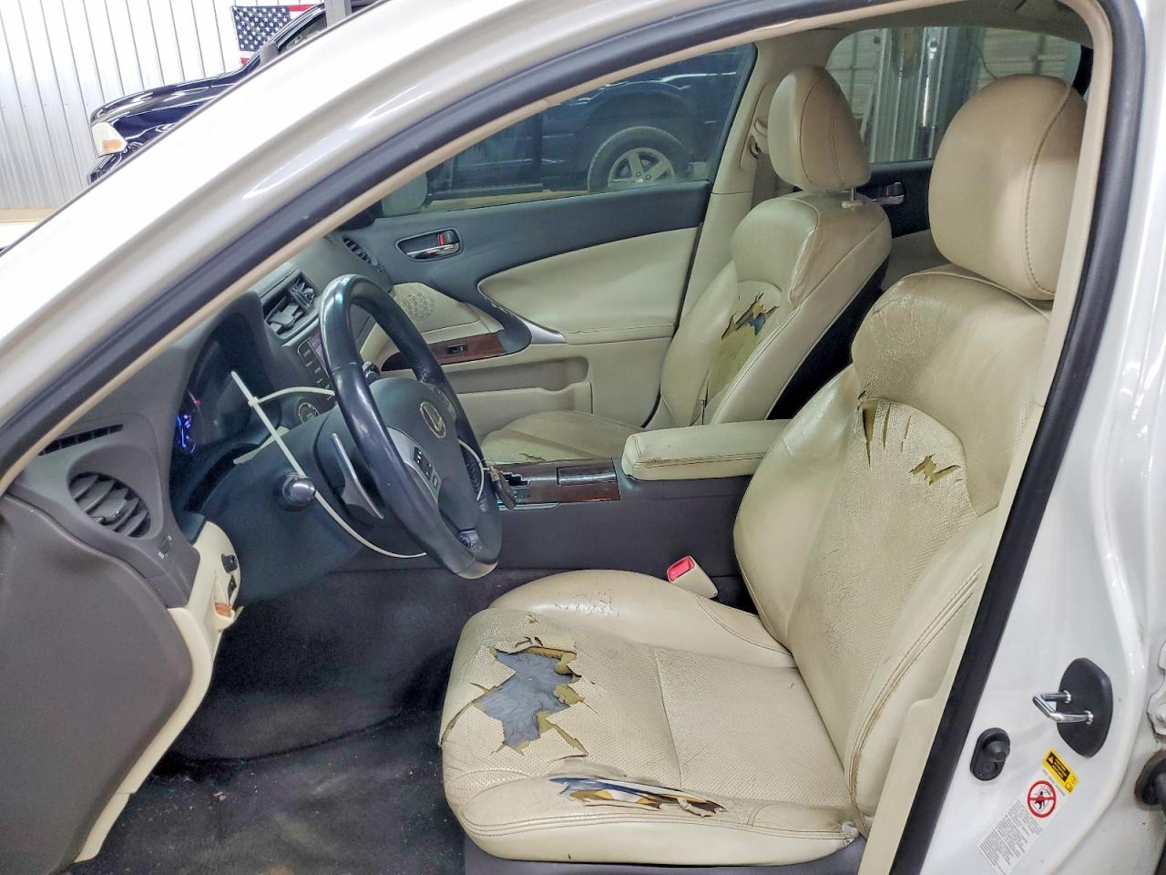 2011 LEXUS IS 250C