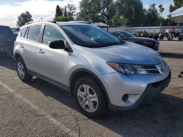 2015 TOYOTA RAV4