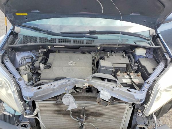 2014 TOYOTA SIENNA