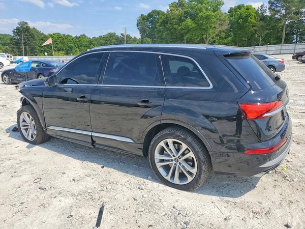 2025 AUDI Q7 quattro Premium