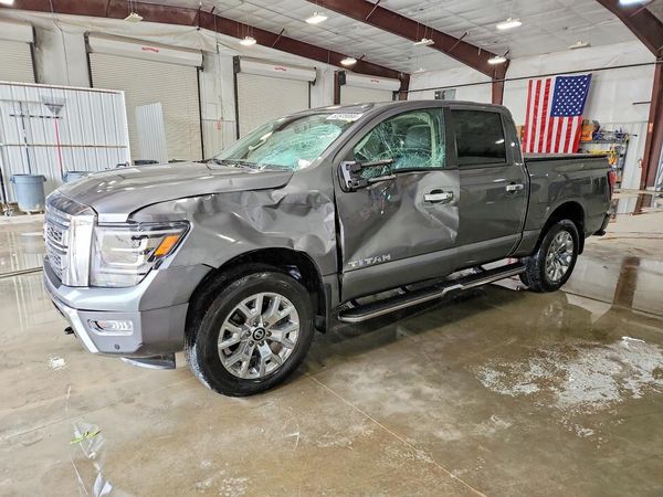 2021 NISSAN TITAN
