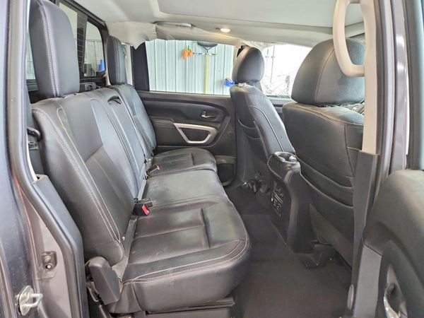 2021 NISSAN TITAN Crew Cab