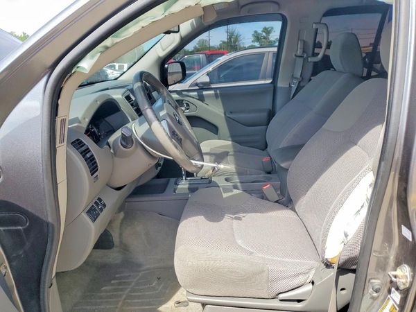 2018 NISSAN FRONTIER