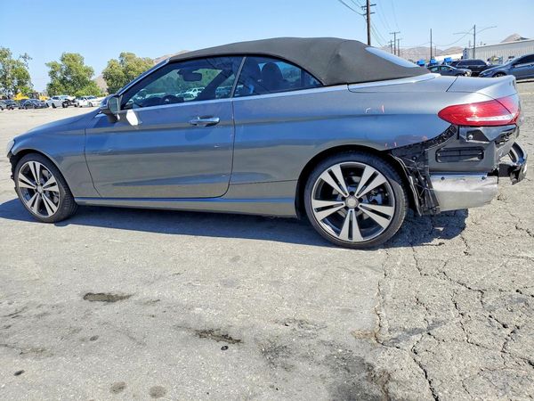 2017 MERCEDES-BENZ C C300