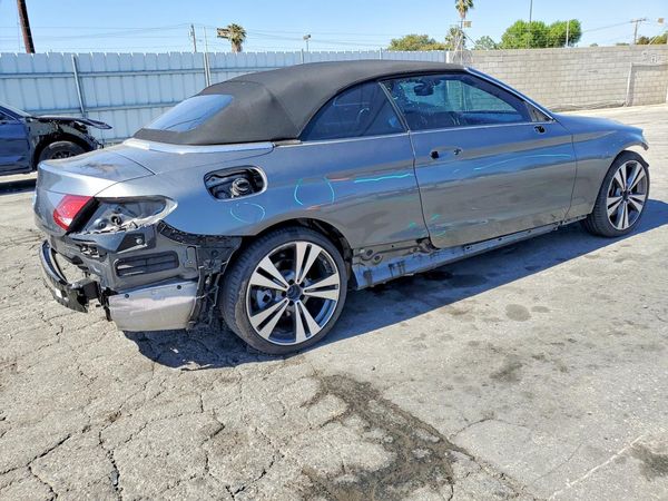 2017 MERCEDES-BENZ C C300