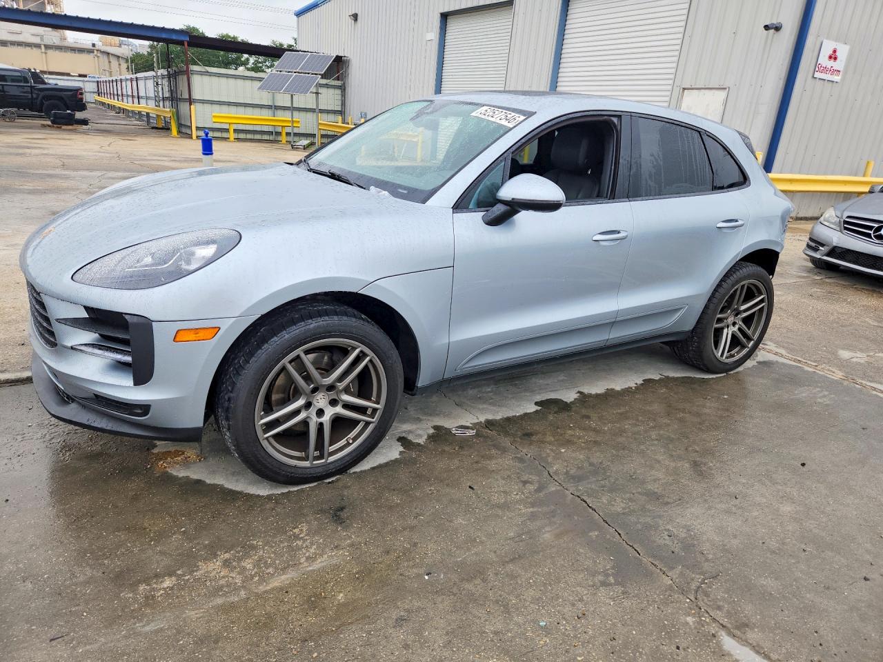 2019 PORSCHE MACAN