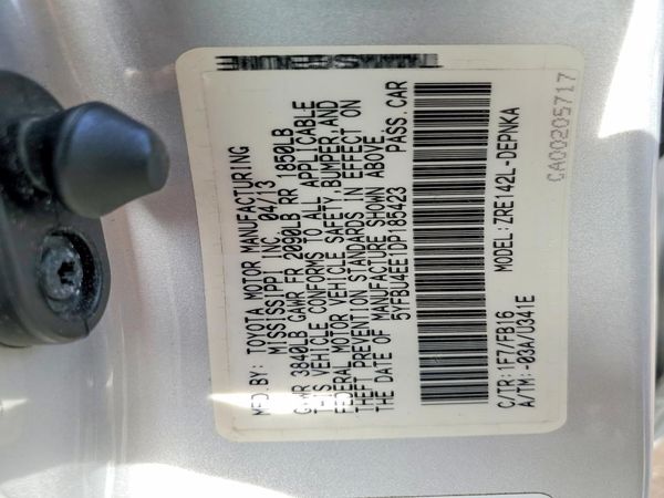 2013 TOYOTA COROLLA
