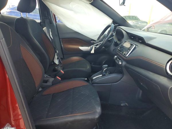 2019 NISSAN KICKS