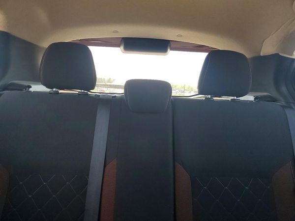 2019 NISSAN KICKS